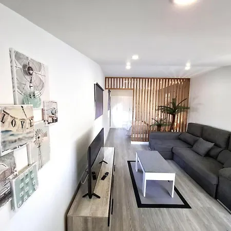 Atico Deluxe Con Vistas Al Mar * San Ciprian (Galicia)